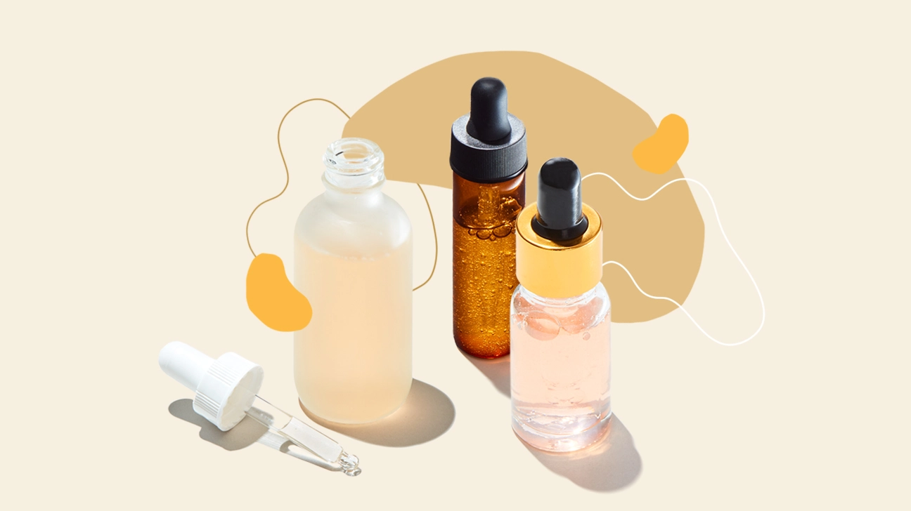Serum bottles featuring niacinamide and peptides