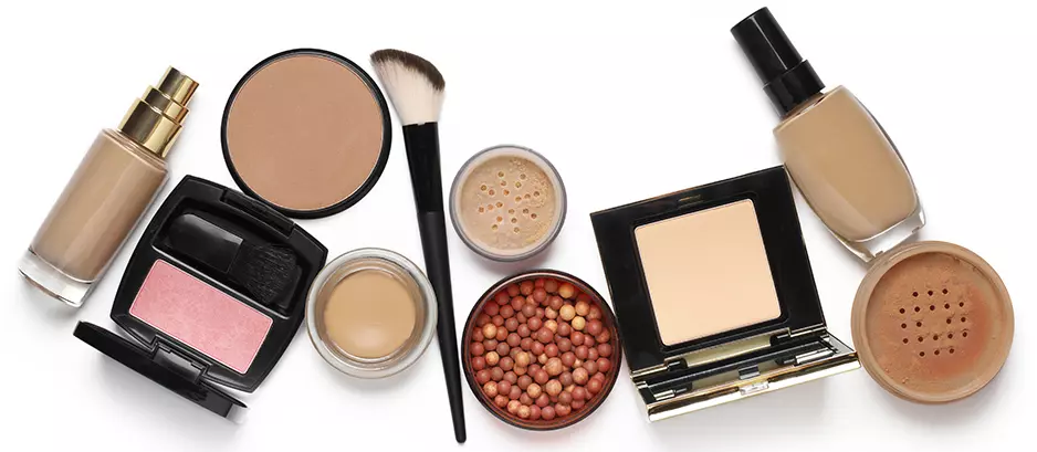 Cosmetic products displayed with a focus on lecithins use - Lecithin for Skin: Benefits & Uses Explained 2026 - Zicail