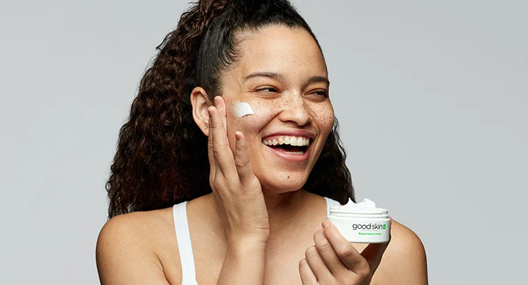 Smiling woman applying probiotics in skincare cream - Probiotics in Skincare: Mechanisms & Best Practices 2026 - Zicail Smiling woman applying probiotics in skincare cream - Probiotics in Skincare: Mechanisms & Best Practices 2026 - Zicail
